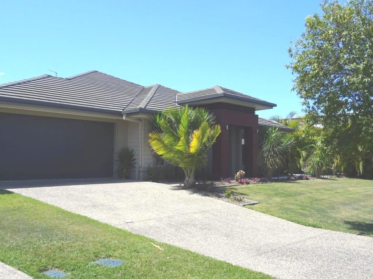 6 Ruthenium Court, Hope Island QLD 4212, Hope Island - Thumbnail 2
