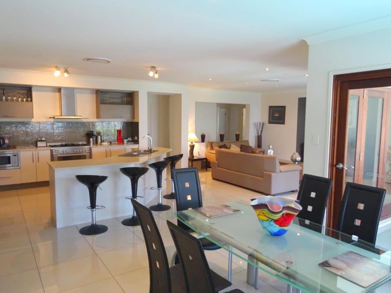 6 Ruthenium Court, Hope Island QLD 4212, Hope Island - Thumbnail 5