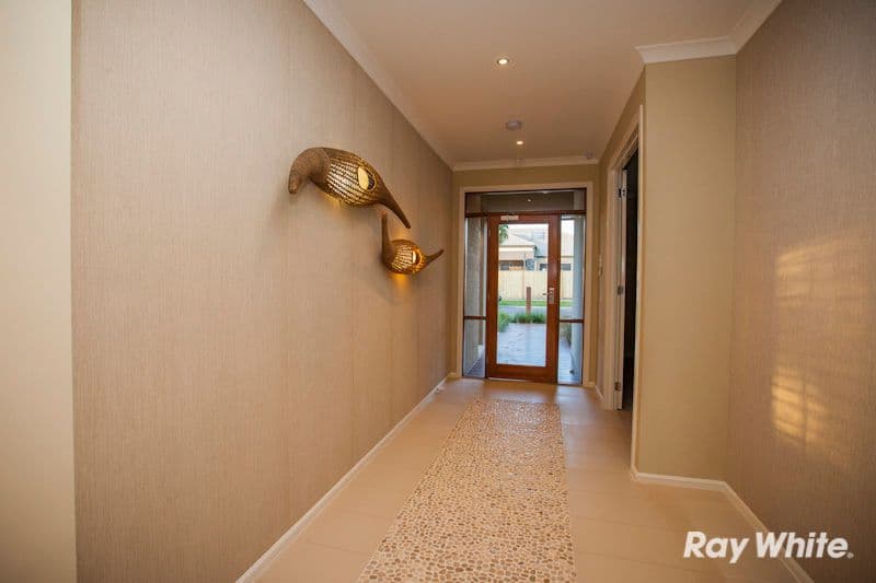 19 Huntingdale Street, OFFICER VIC 3809, Officer - Thumbnail 2