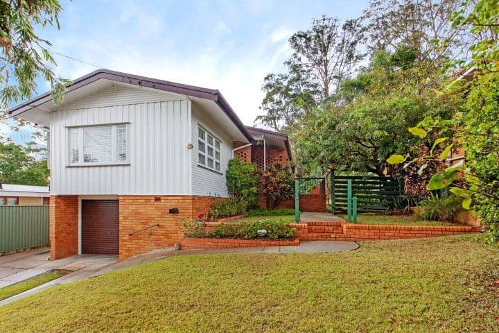 454 Nursery Road, HOLLAND PARK QLD 4121, Holland Park - Thumbnail 2