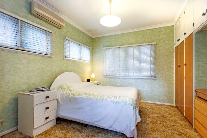 454 Nursery Road, HOLLAND PARK QLD 4121, Holland Park - Thumbnail 7