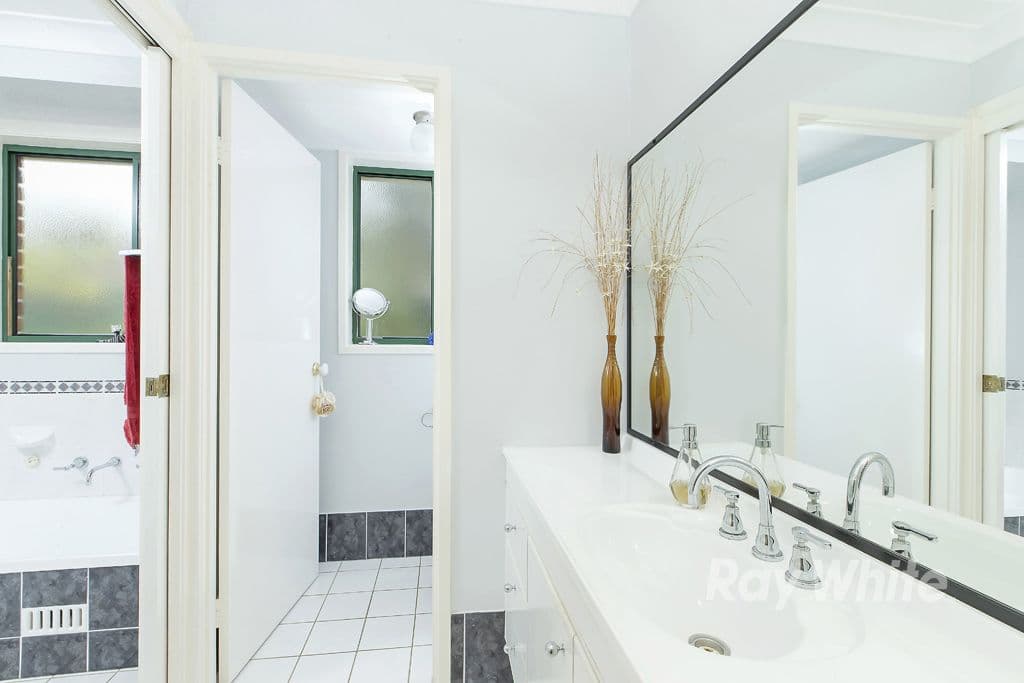 12 Honey Oak Drive, Toronto - Thumbnail 7