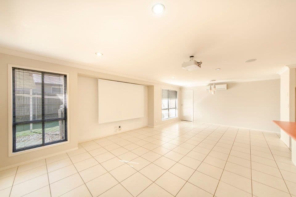 627 Hume Street, KEARNEYS SPRING QLD 4350, Kearneys Spring - Thumbnail 5