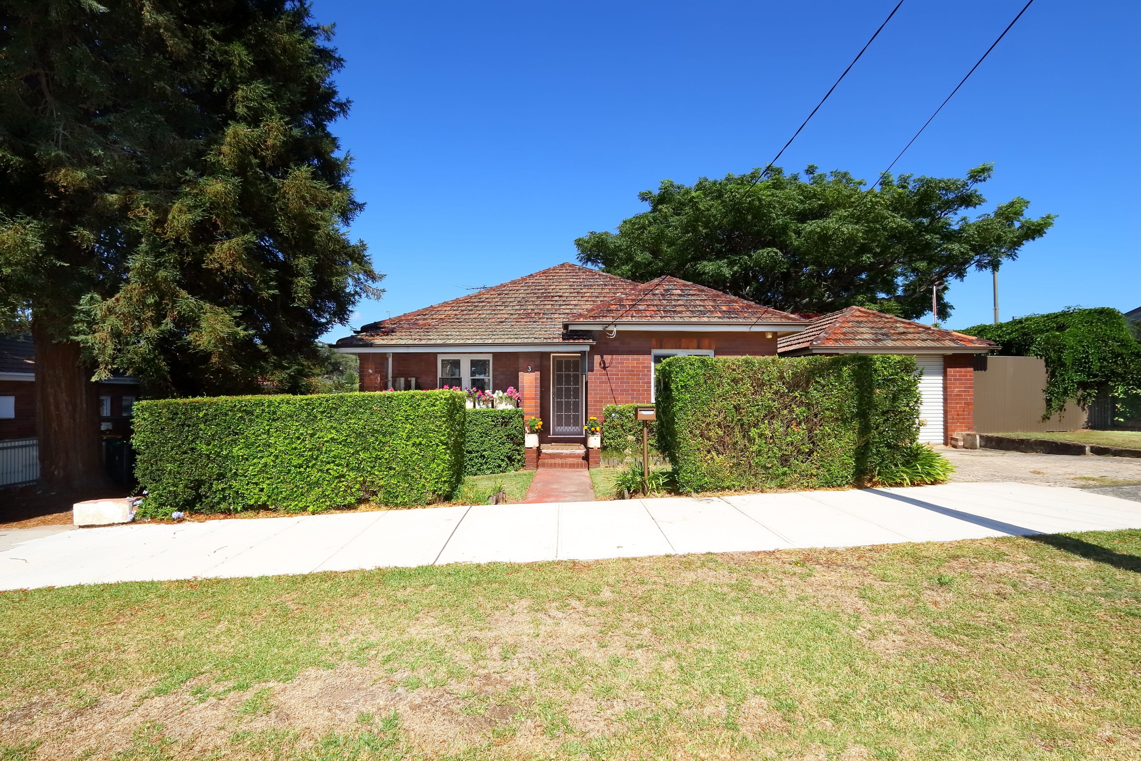 3 Massey Street, Carlton - Image 1