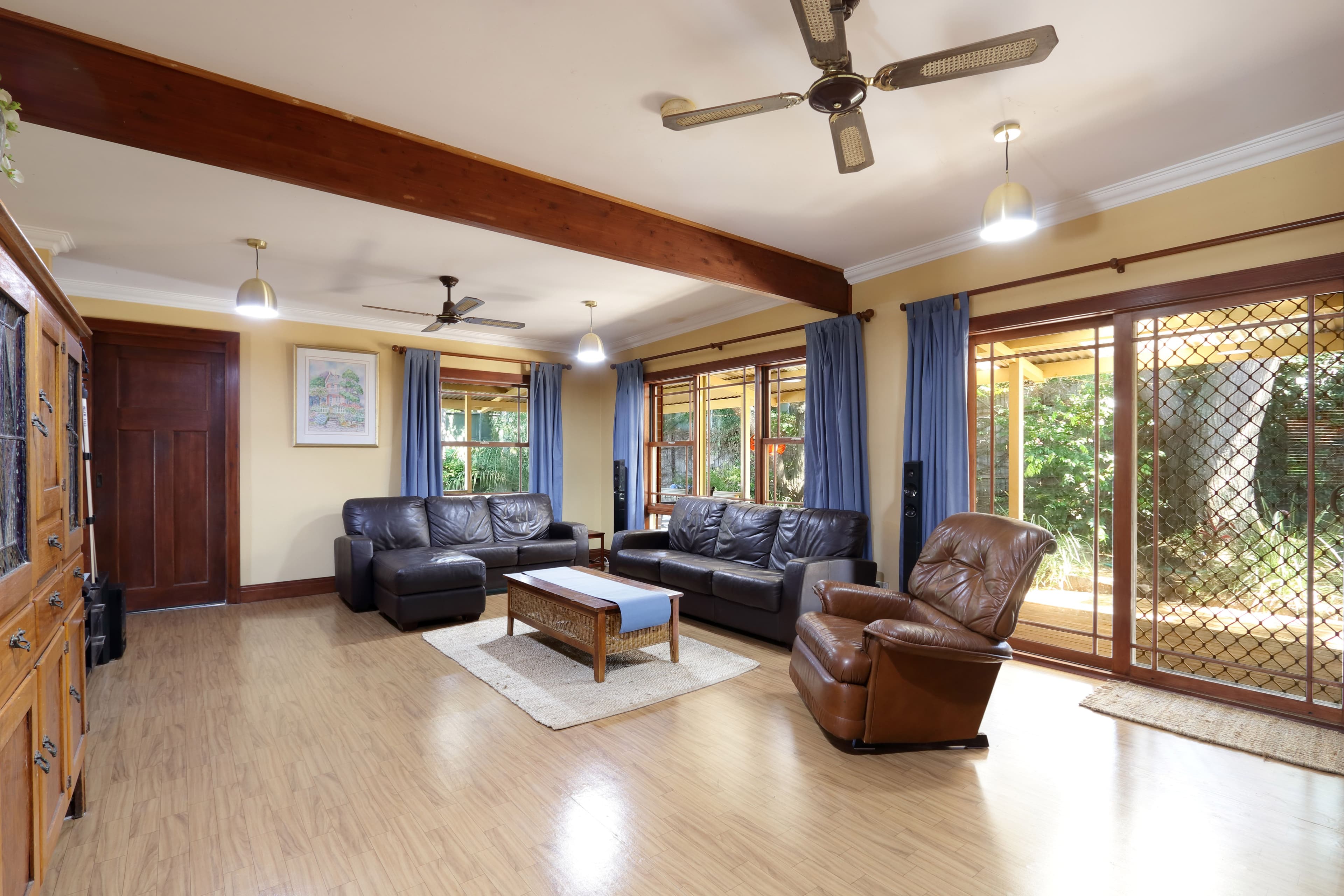 3 Massey Street, Carlton - Thumbnail 2