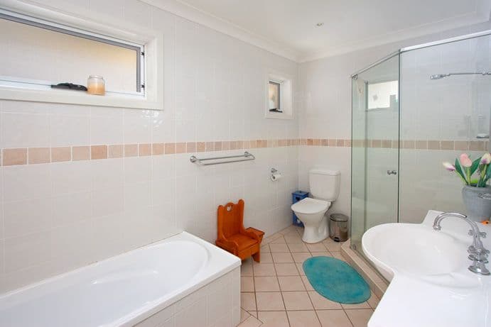 8 Yvette Street, BAULKHAM HILLS NSW 2153, Baulkham Hills - Thumbnail 5