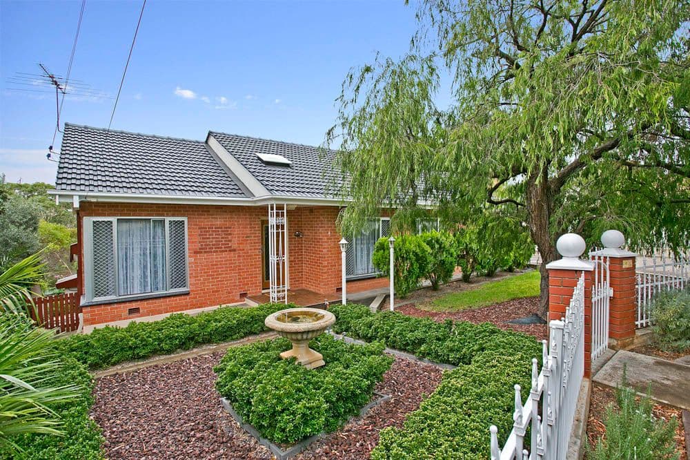 4 Grantham Place, VALLEY VIEW SA 5093, Valley View - Image 1