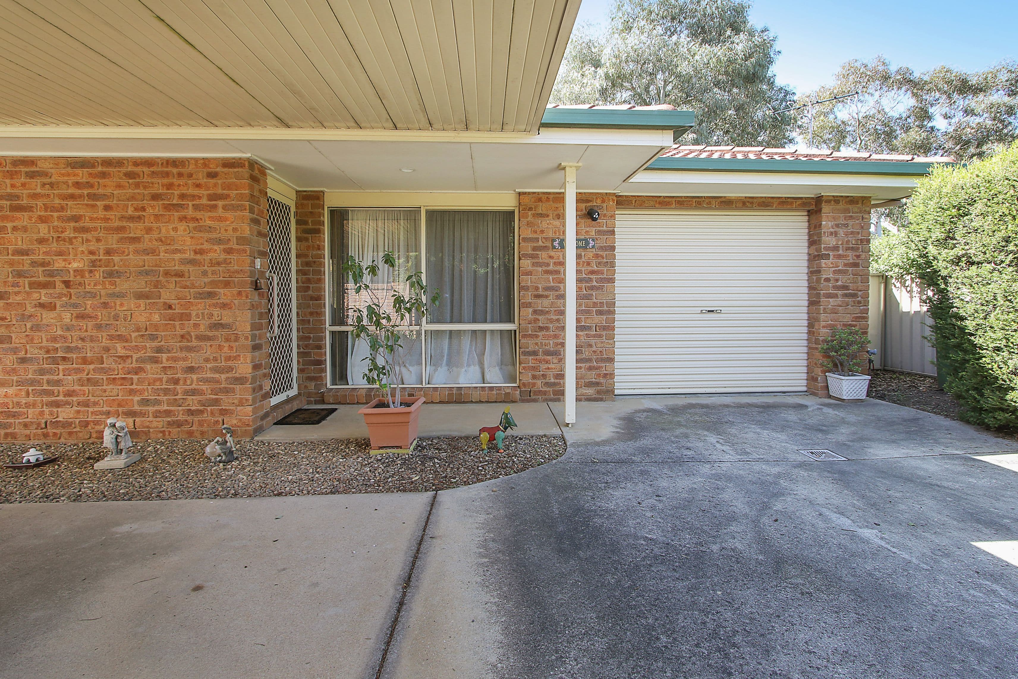 44 Kingfisher Drive, West Wodonga VIC 3690, West Wodonga - Thumbnail 2