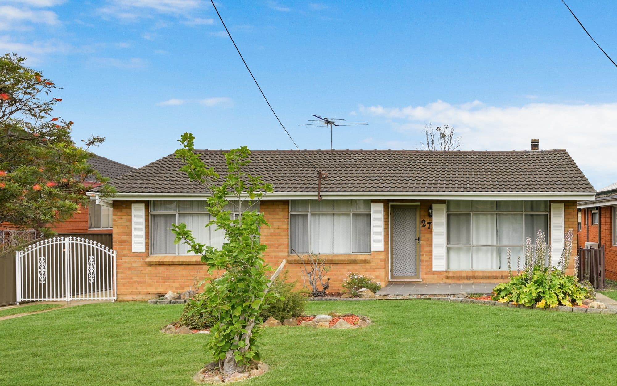 27 Koala Avenue, Ingleburn NSW 2565, Ingleburn - Image 1