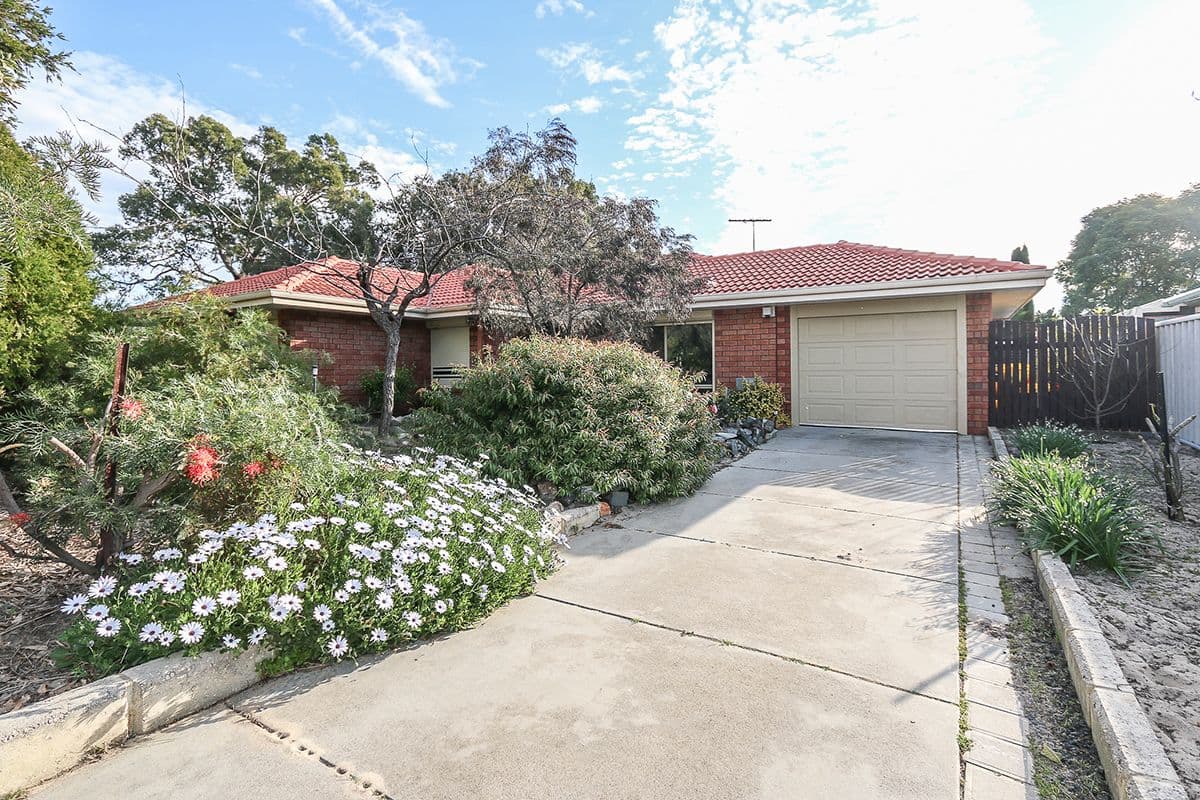 14 Scarp View, Swan View WA 6056, Swan View - Thumbnail 2