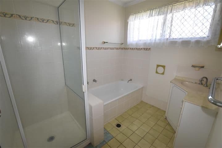 24 Apollo Drive, Clinton QLD 4680, Clinton - Thumbnail 5