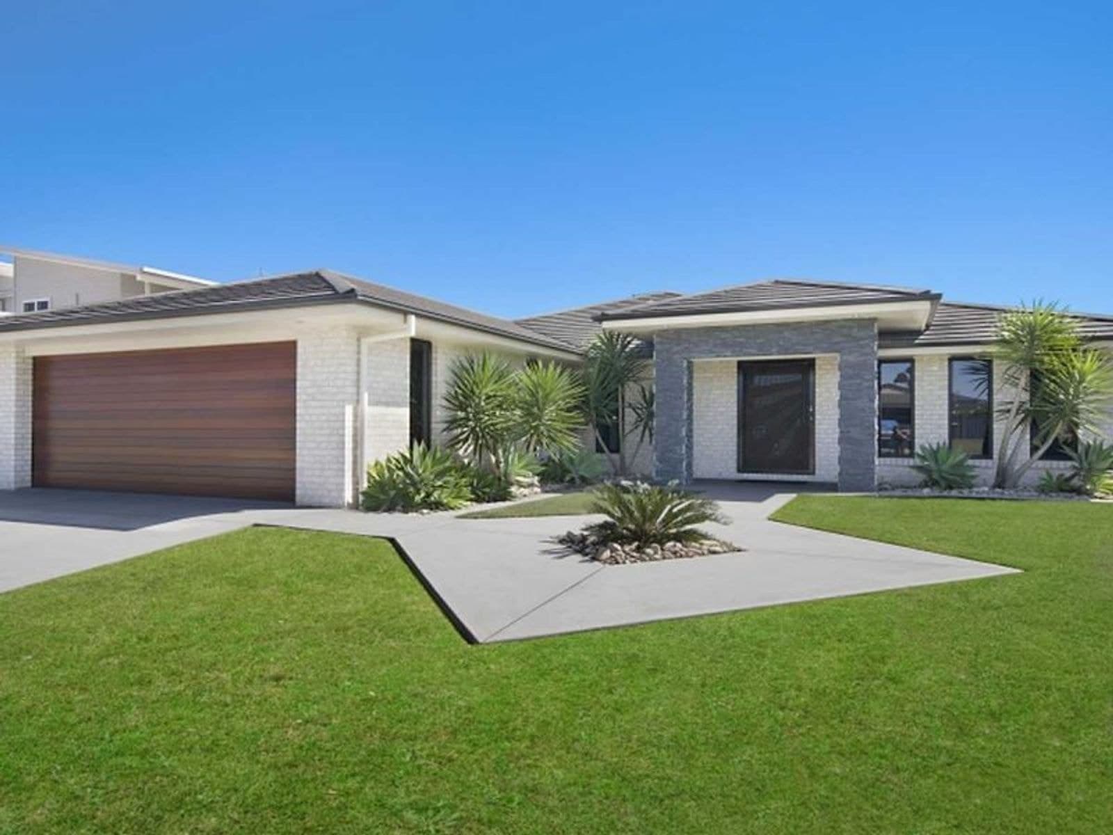 6 Charles Avenue, Casino - Thumbnail 4