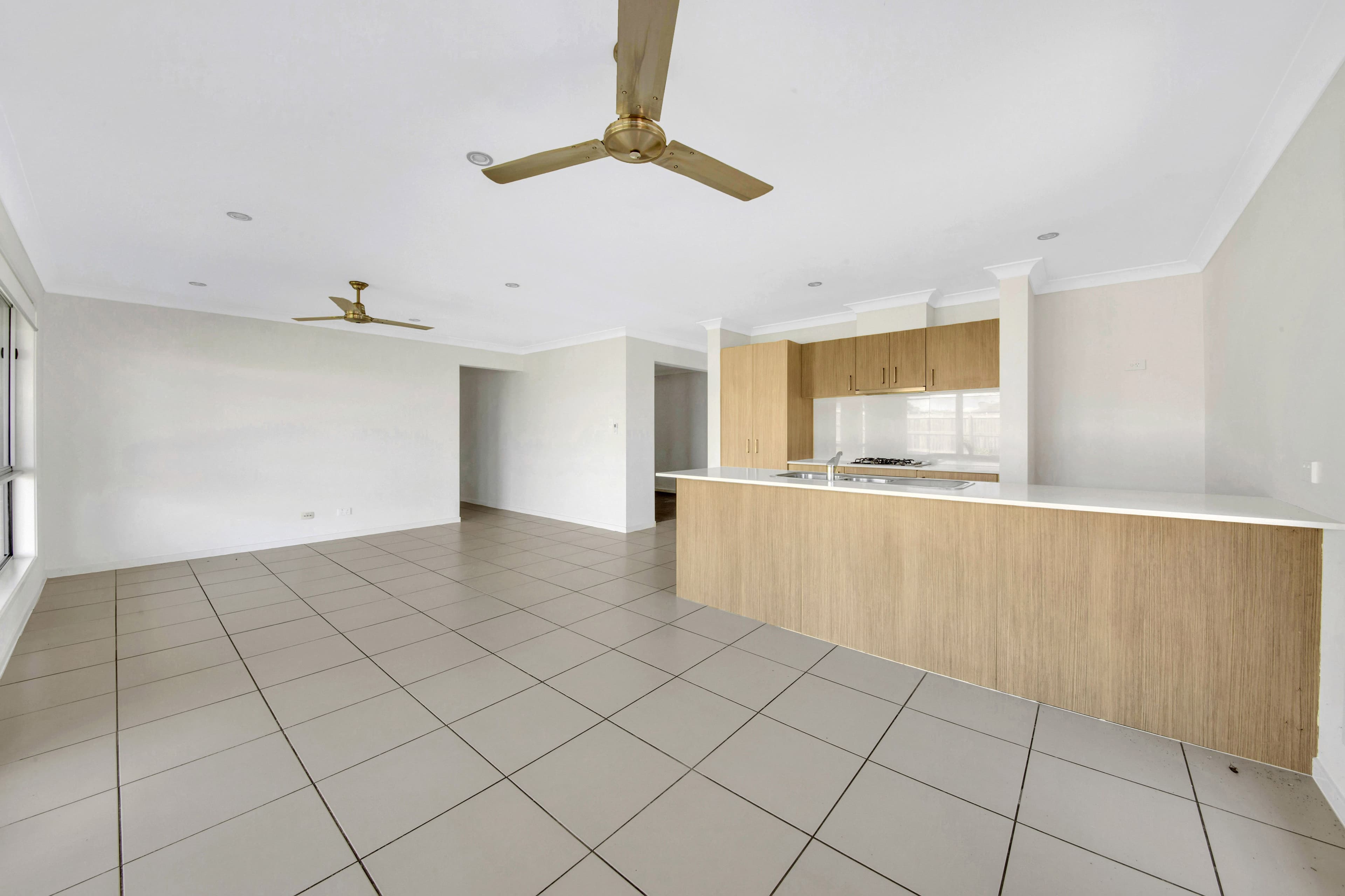 21 Kennedy Close, Glen Eden QLD 4680, Glen Eden - Thumbnail 3