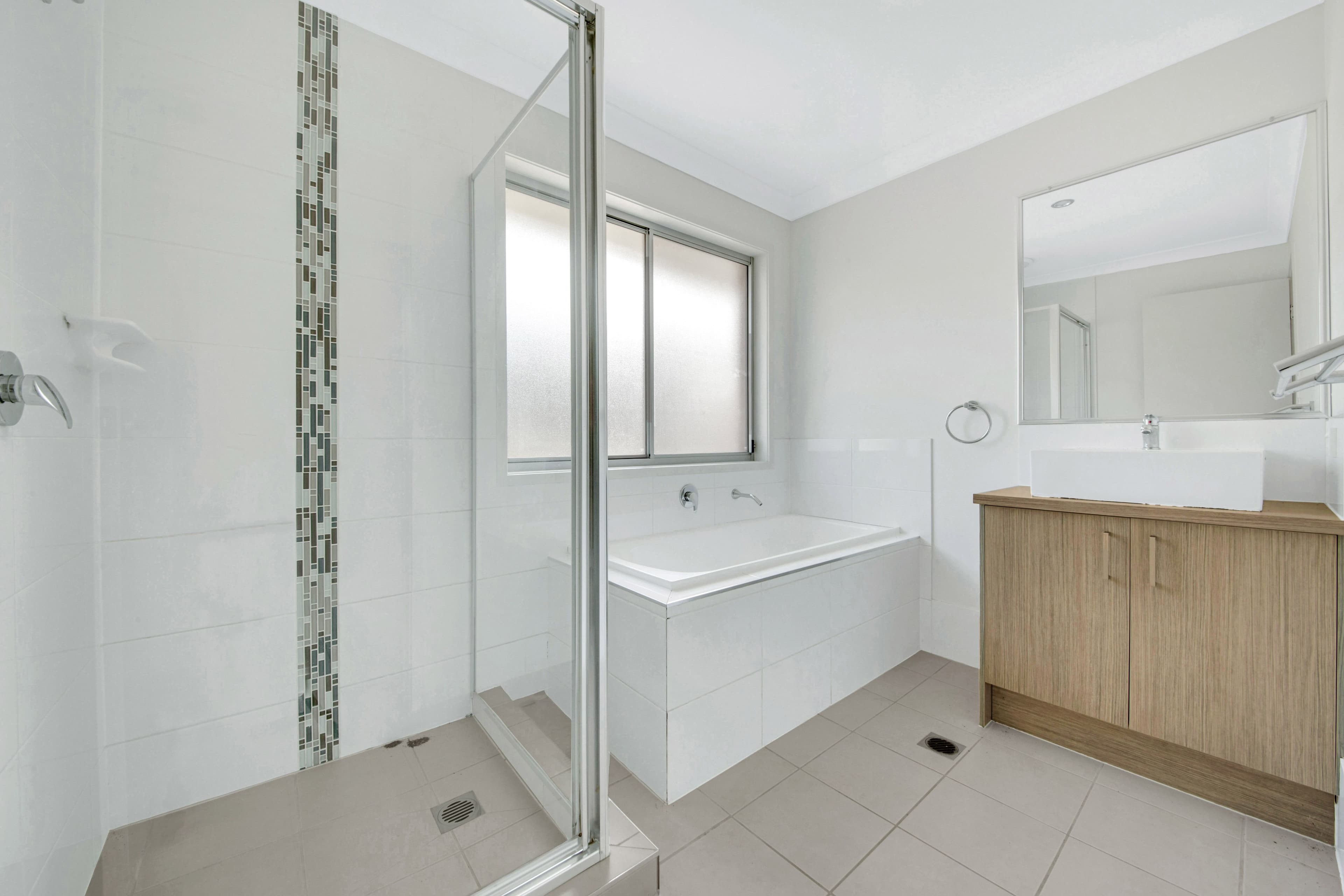21 Kennedy Close, Glen Eden QLD 4680, Glen Eden - Thumbnail 6
