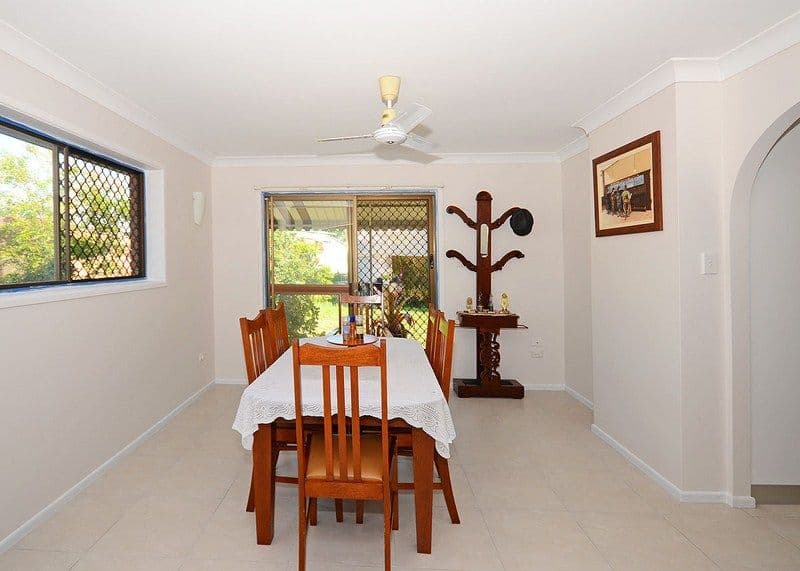4 Keys Avenue, TORQUAY QLD 4655, Torquay - Thumbnail 5