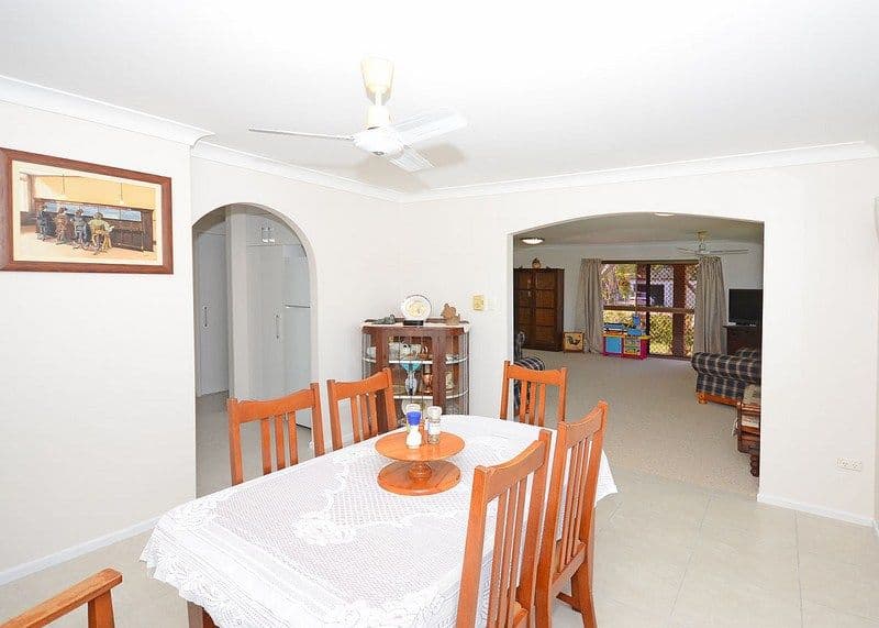 4 Keys Avenue, TORQUAY QLD 4655, Torquay - Thumbnail 6