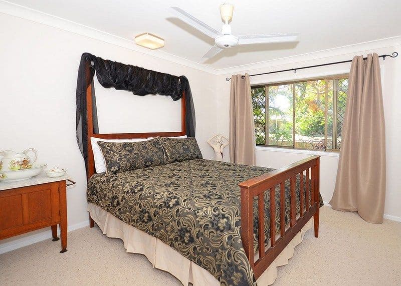4 Keys Avenue, TORQUAY QLD 4655, Torquay - Thumbnail 8