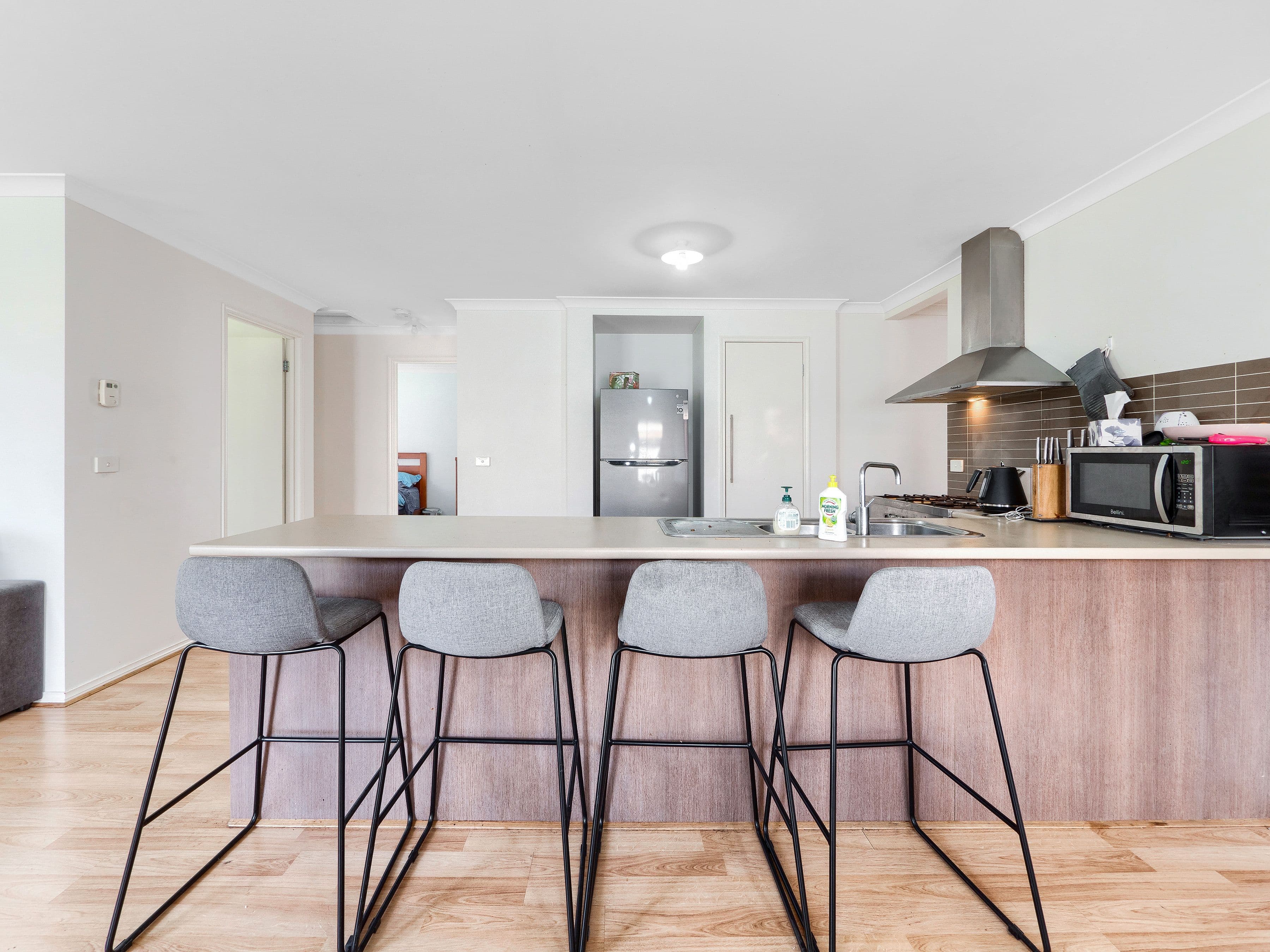 4 Tattle Grove, Cranbourne East VIC 3977, Cranbourne East - Thumbnail 3