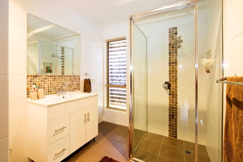 10 Bluemoon Close, BURLEIGH WATERS QLD 4220, Burleigh Waters - Thumbnail 7