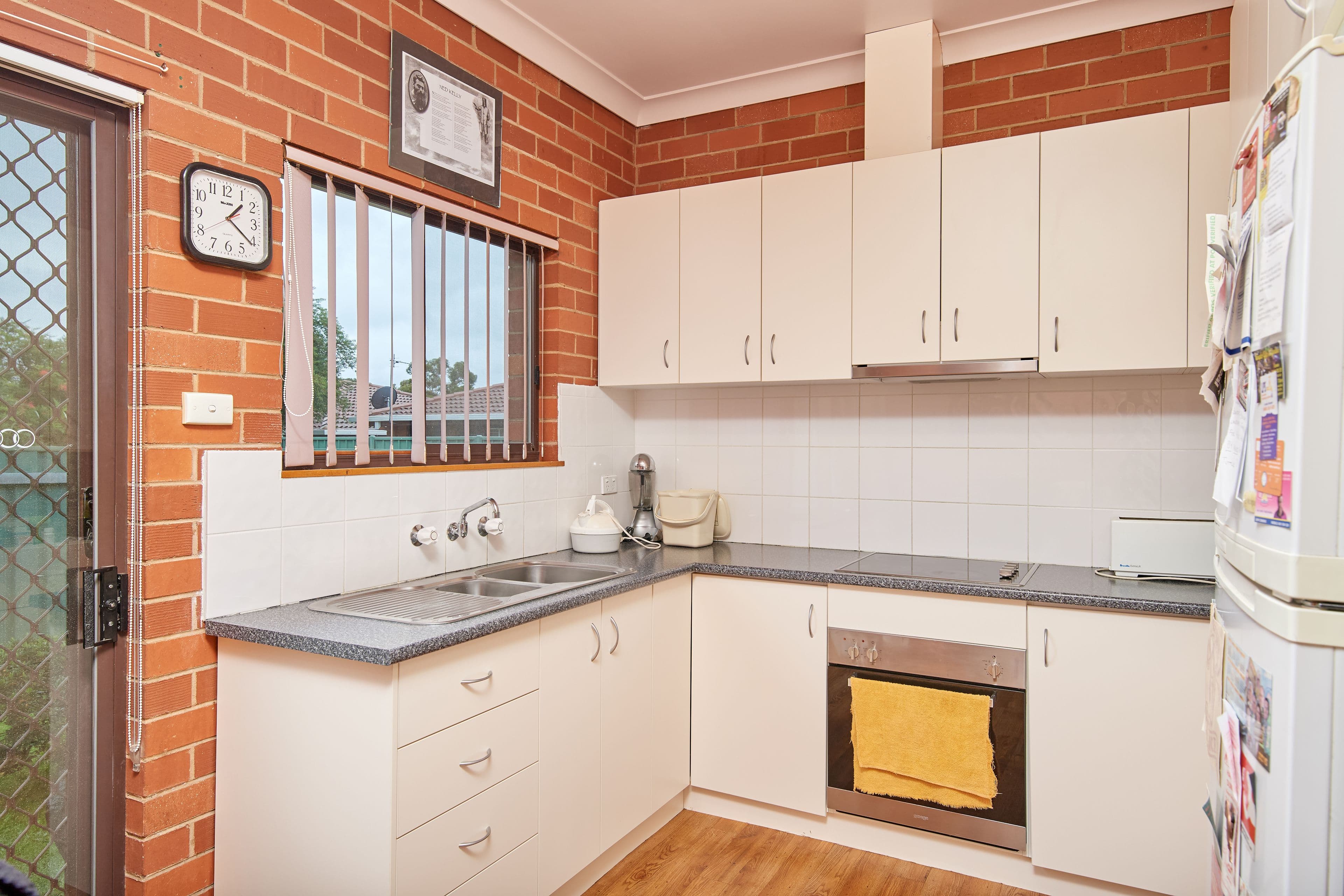 1/6 Borneo Place, Ashmont NSW 2650, Ashmont - Thumbnail 2