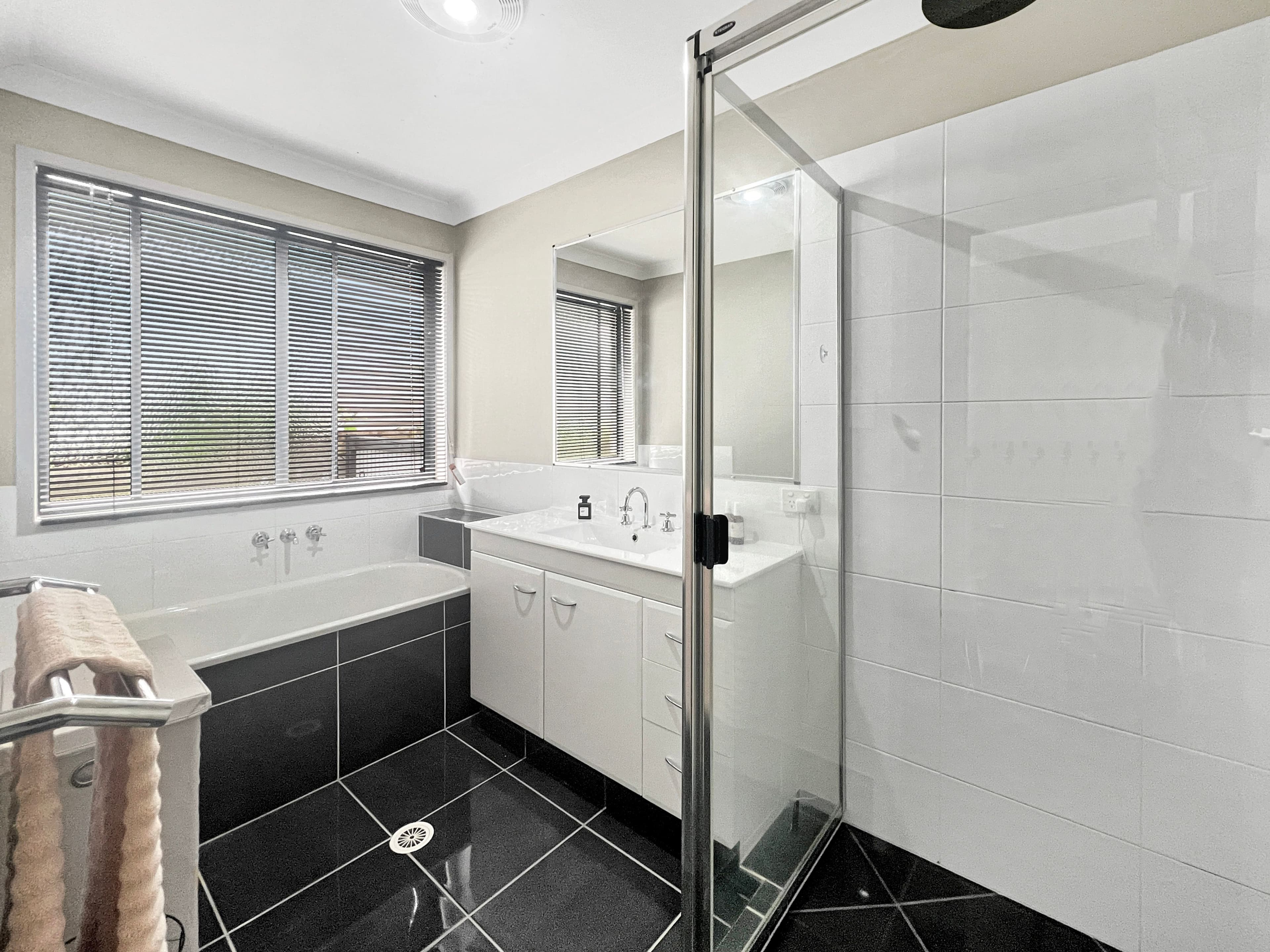 21 Gunyah Street, Toogoolawah QLD 4313, Toogoolawah - Thumbnail 7