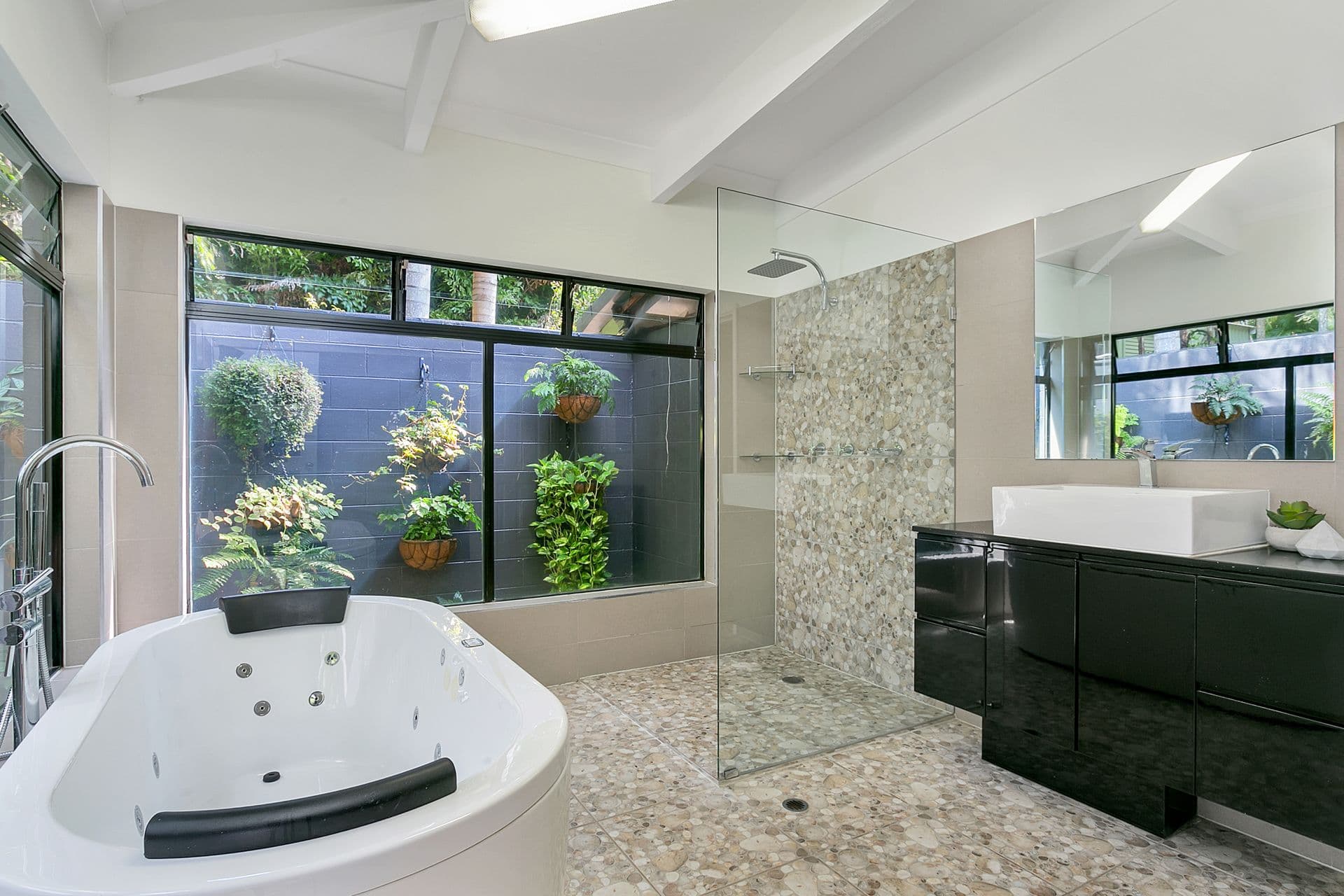 Lot 81, 9-15 Aropa Street, Trinity Beach QLD 4879, Trinity Beach - Thumbnail 5