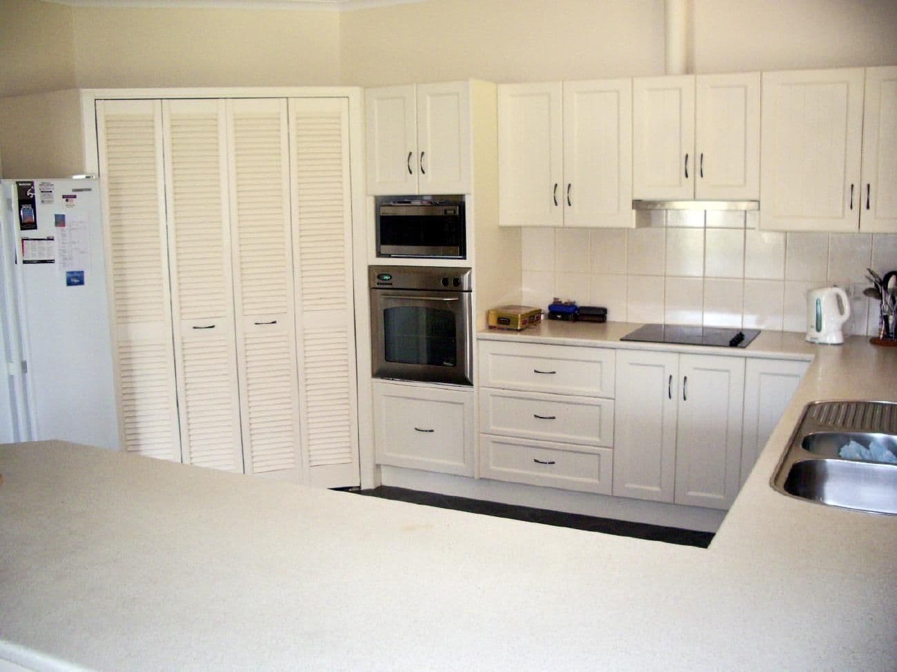 18 Peake Street, BORDERTOWN SA 5268, Bordertown - Thumbnail 2