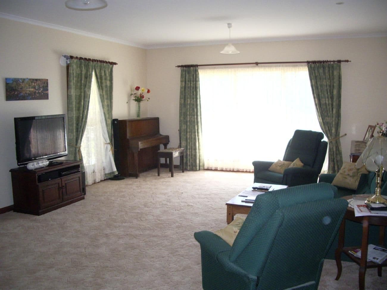 18 Peake Street, BORDERTOWN SA 5268, Bordertown - Thumbnail 3