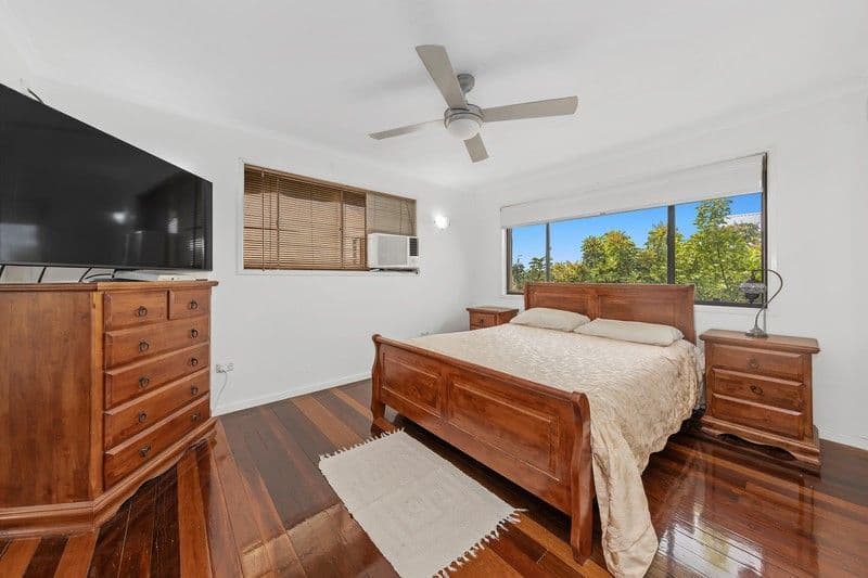 533 Creek Road, Mansfield QLD 4122, Mansfield - Thumbnail 4