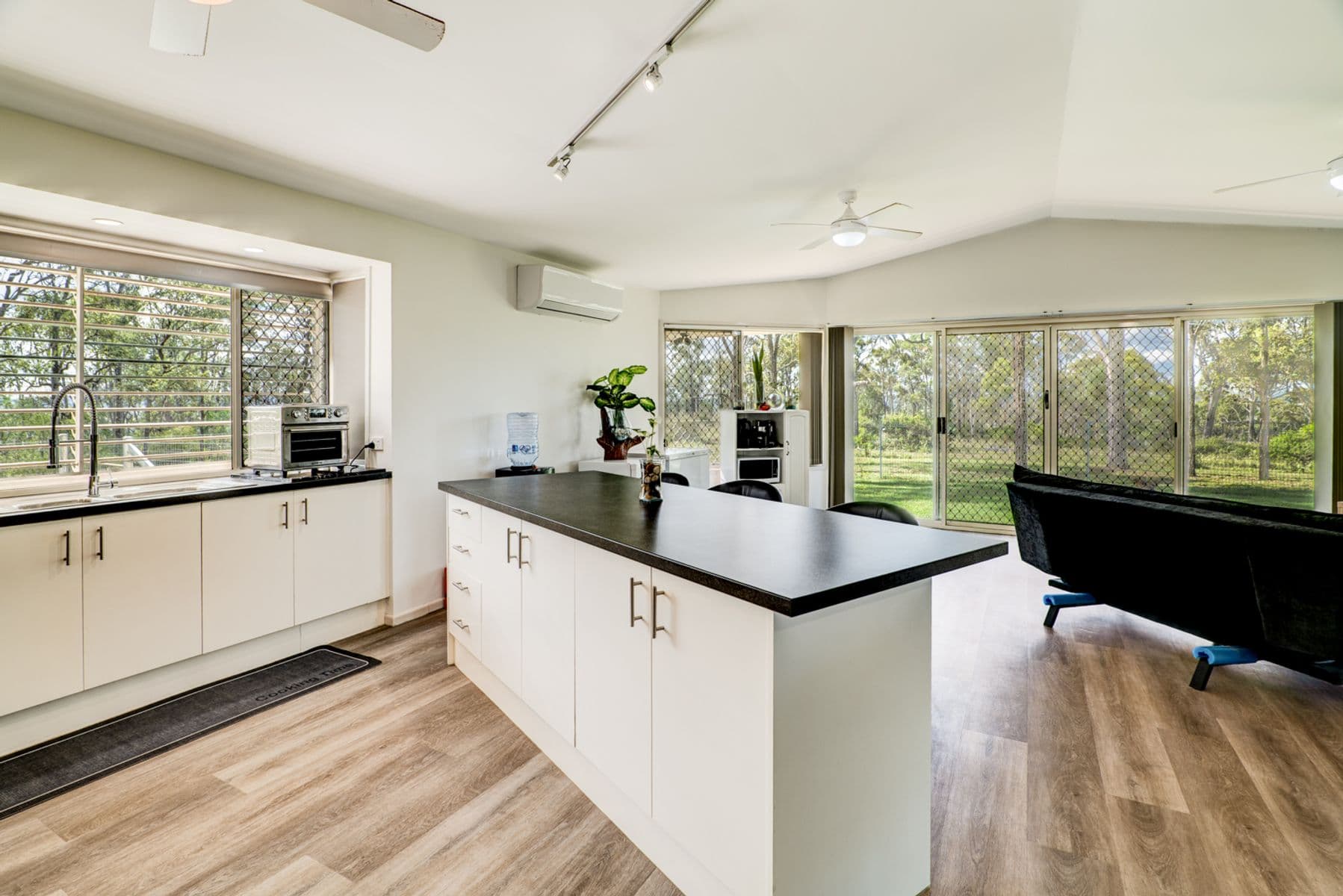 67 Lakeview Drive, Esk QLD 4312, Esk - Thumbnail 7