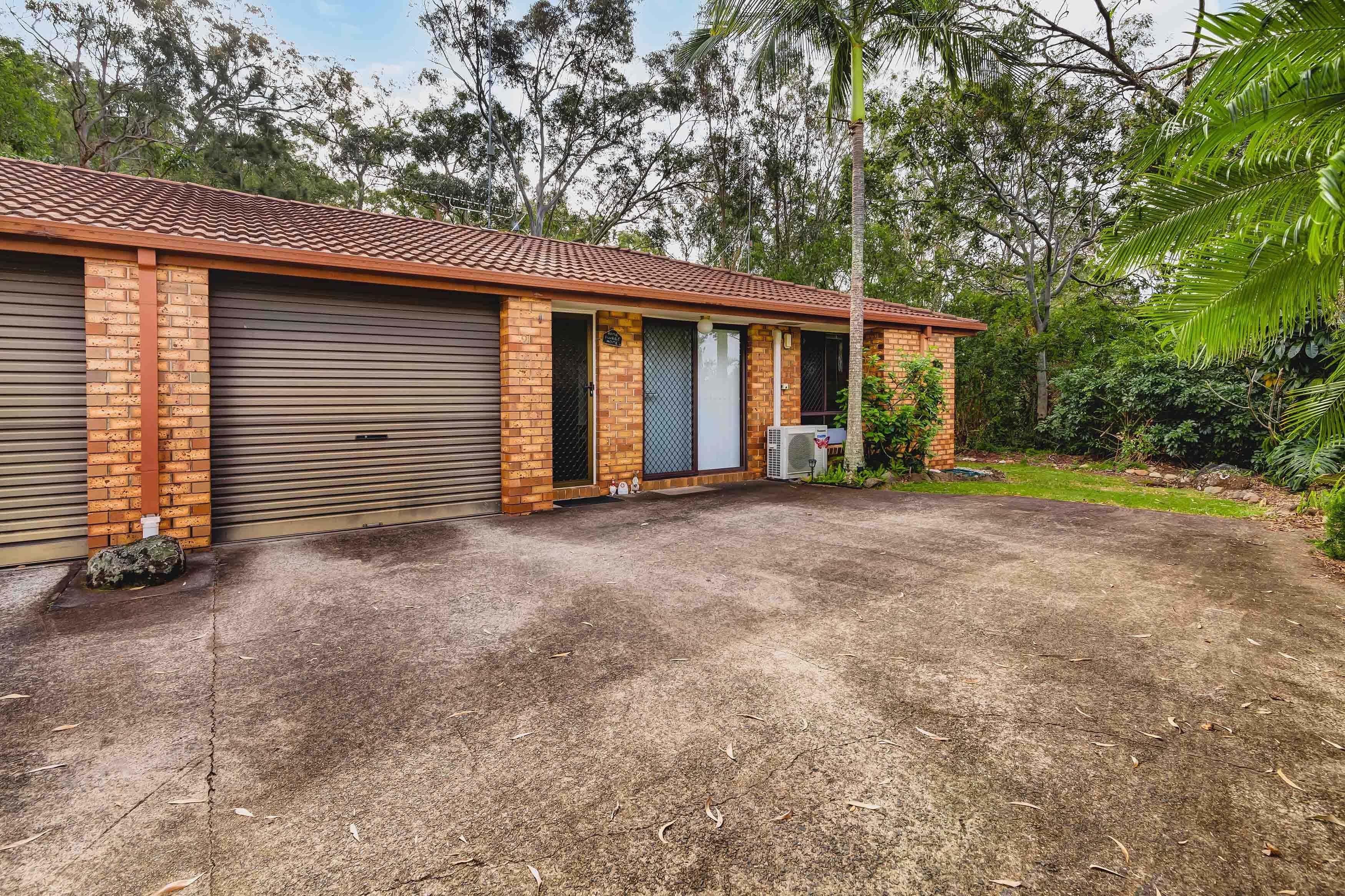 24 Cannington Place, Helensvale QLD 4212, Helensvale - Thumbnail 2