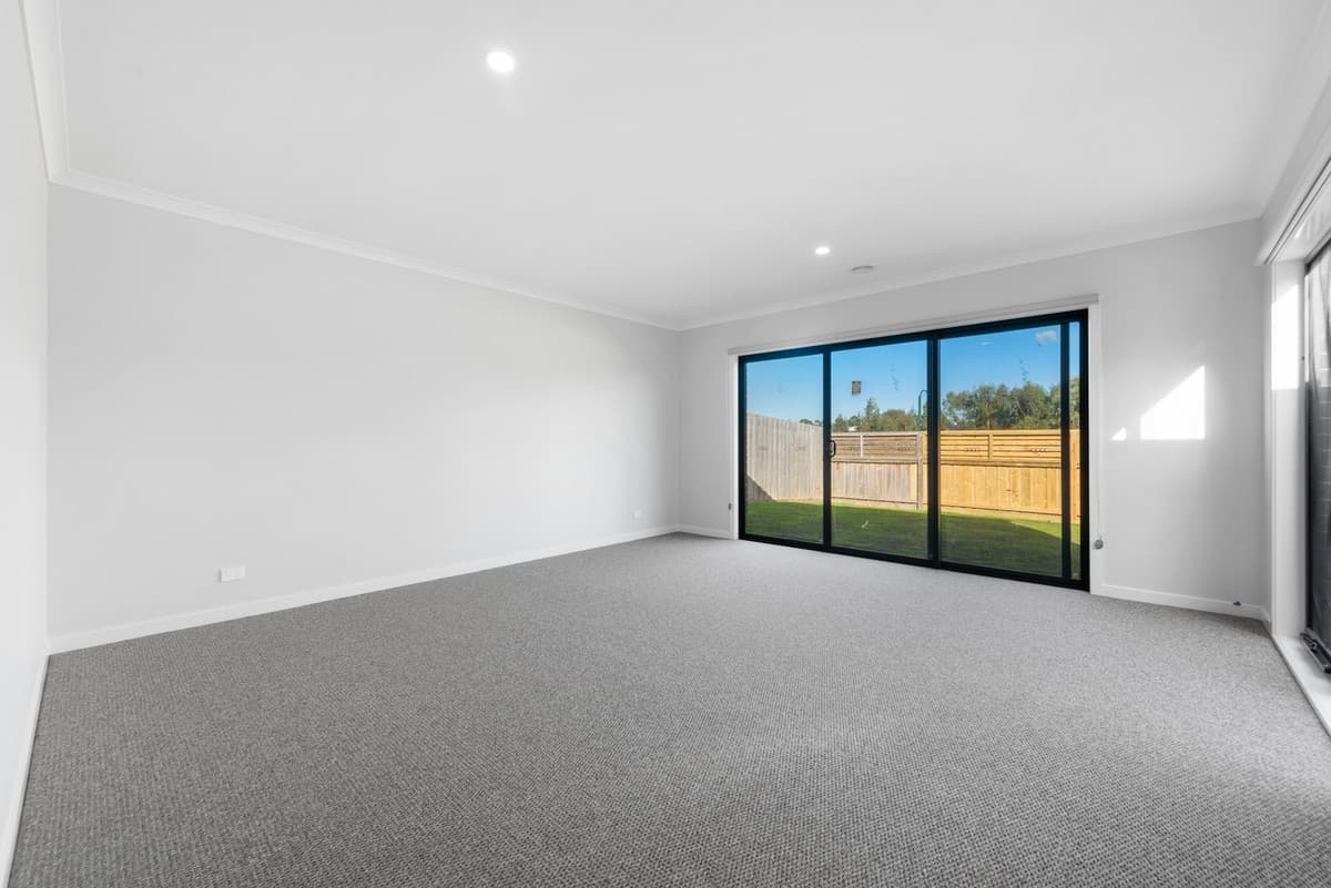 1 / 49 McNulty Drive, Traralgon VIC 3844, Traralgon - Thumbnail 5