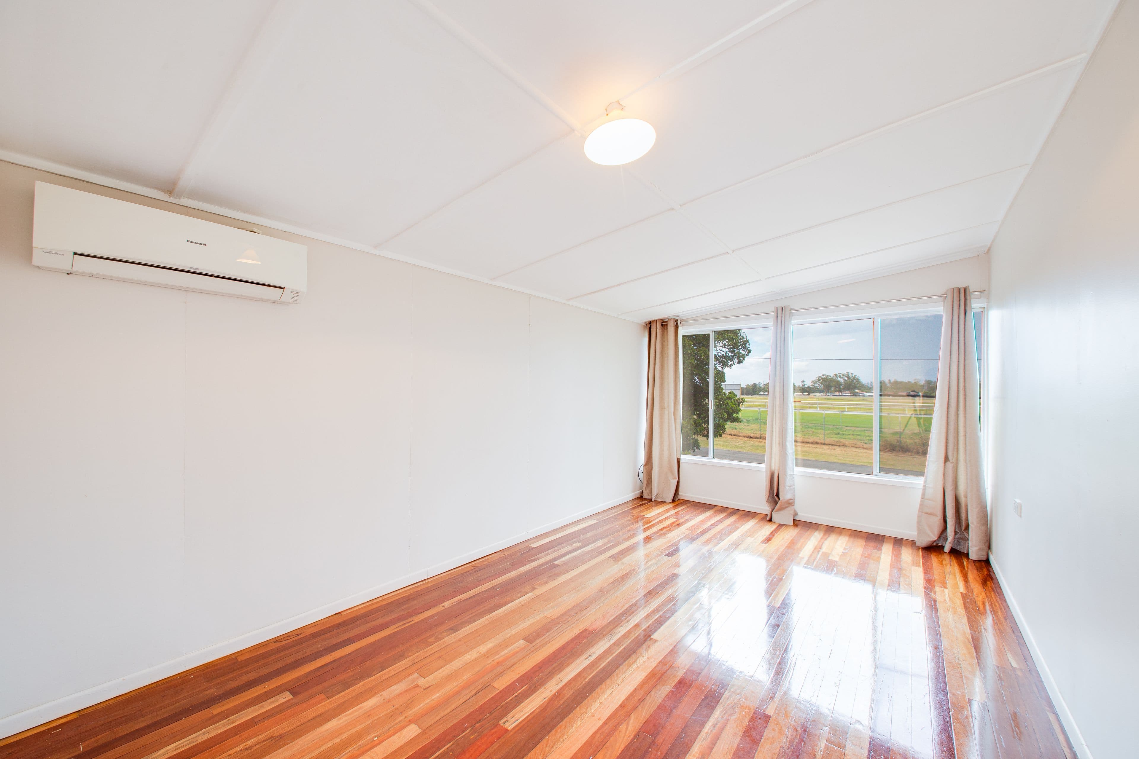 41 Videroni Street, Bundamba QLD 4304, Bundamba - Thumbnail 8