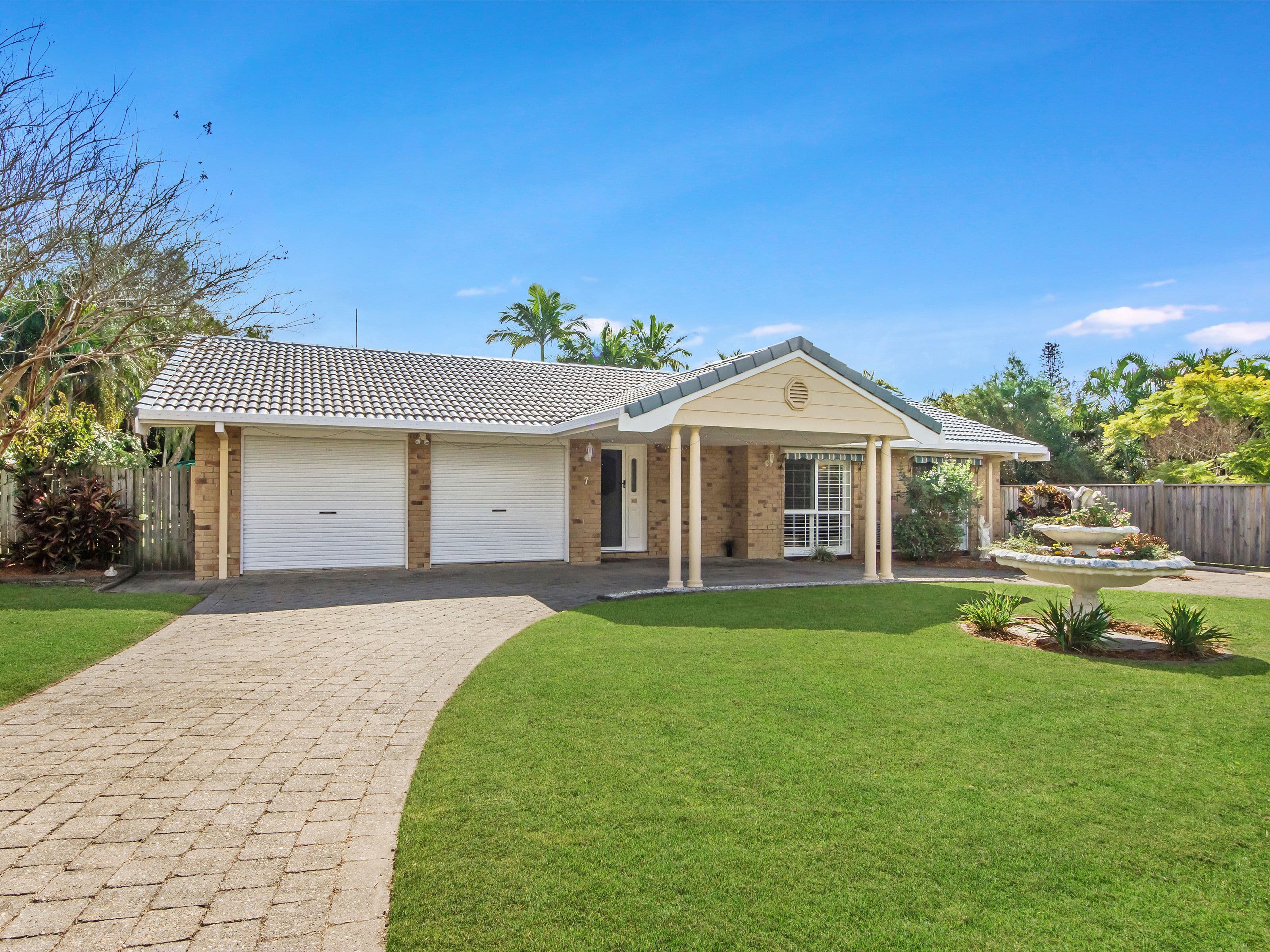 7 California Drive, Oxenford QLD 4210, Oxenford - Thumbnail 3