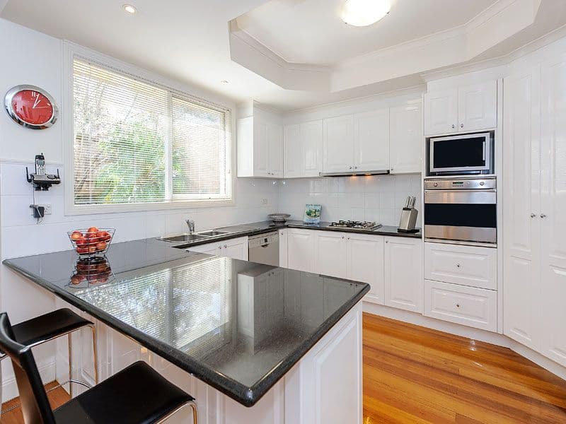 27 Tullamore Avenue, DONCASTER VIC 3108, Doncaster - Thumbnail 2