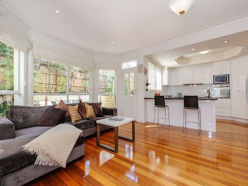 27 Tullamore Avenue, DONCASTER VIC 3108, Doncaster - Thumbnail 3