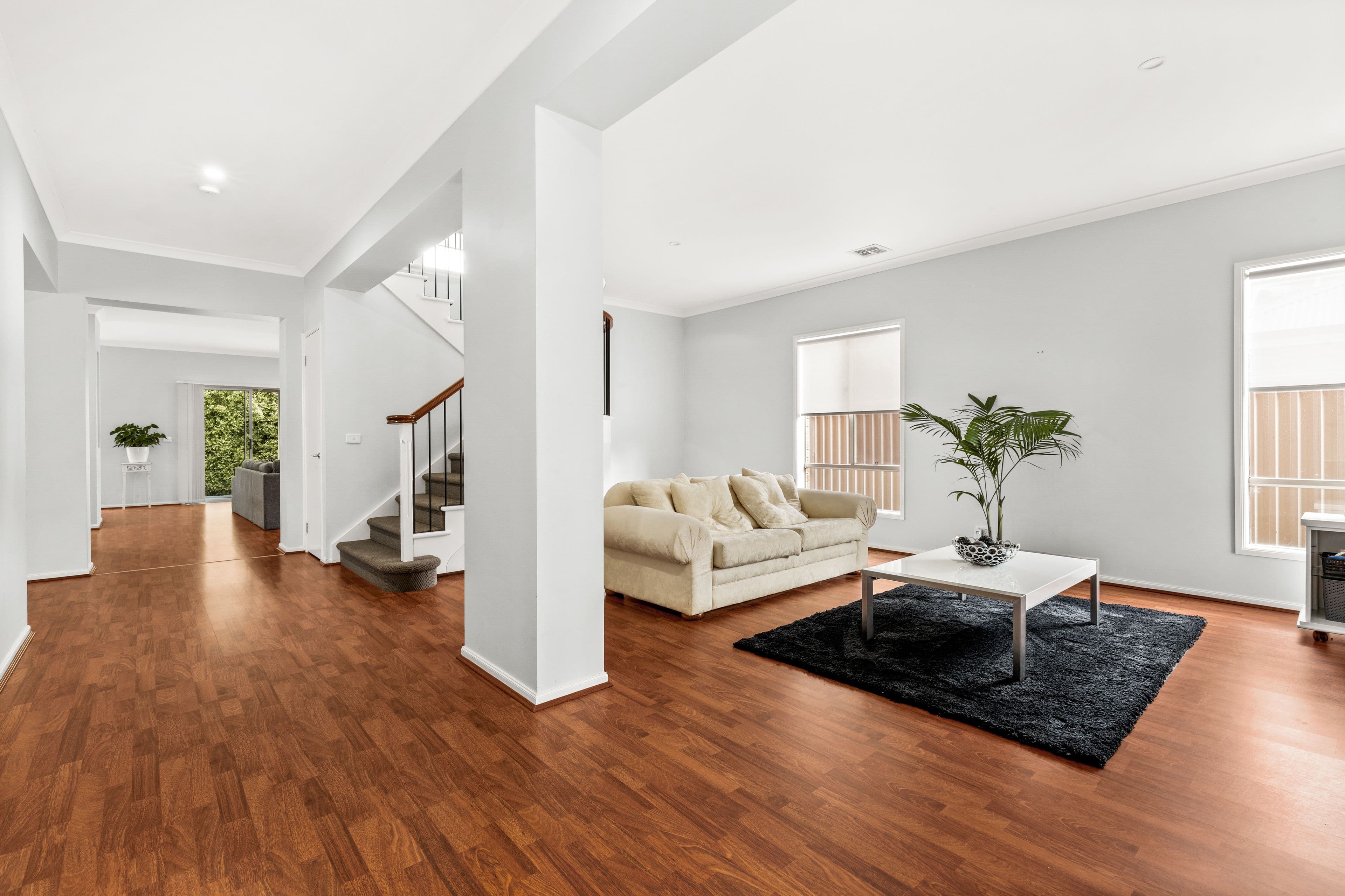 21 Juliet Gardens, Pakenham VIC 3810, Pakenham - Thumbnail 3