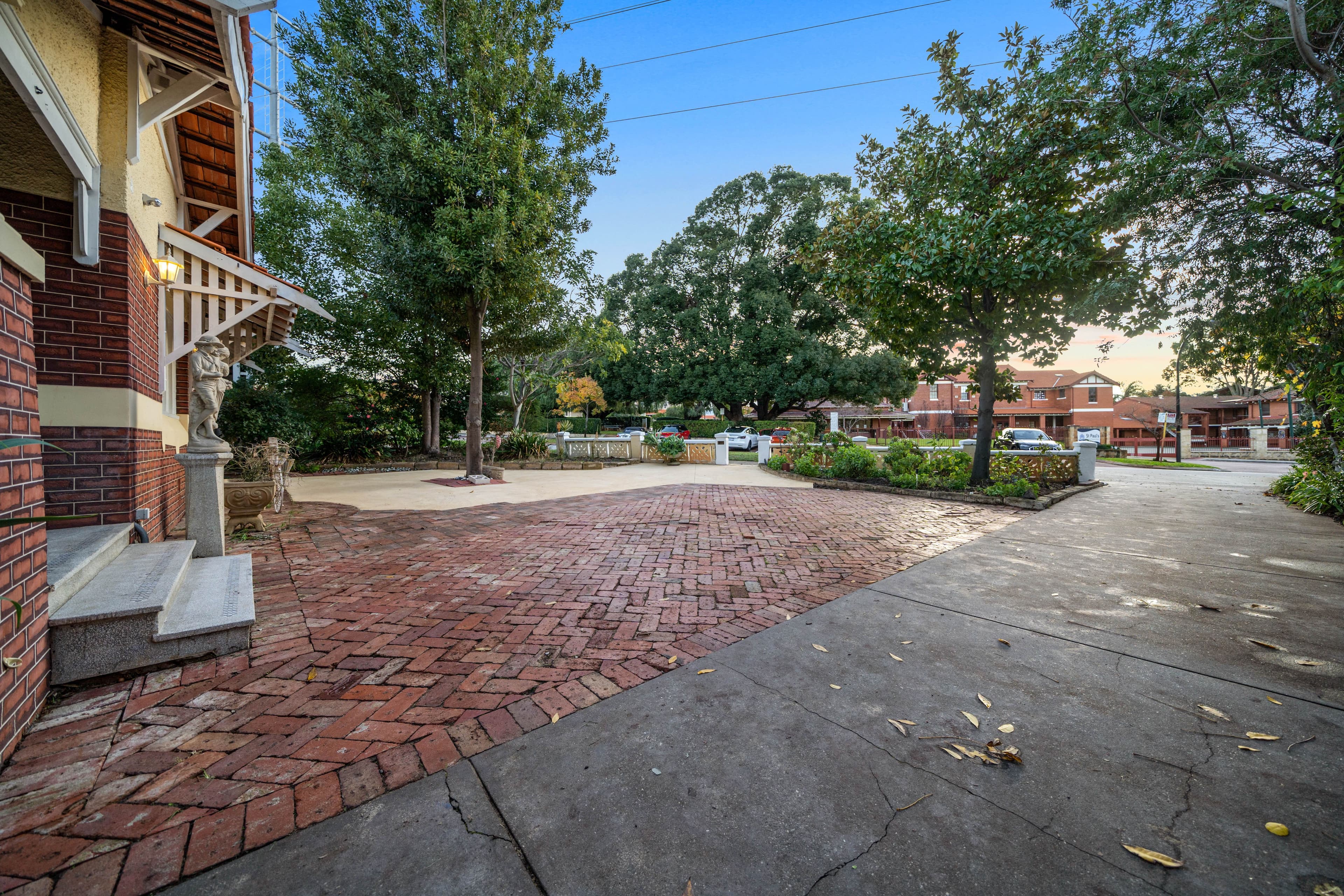 8 Learoyd Street, Mount Lawley WA 6050, Mount Lawley - Thumbnail 2