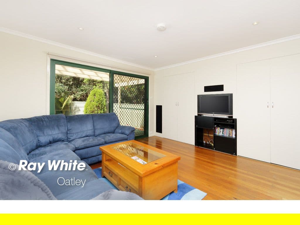 25 Tournay Street, Peakhurst - Thumbnail 5