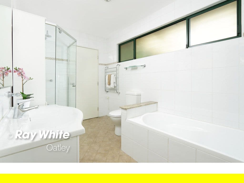 25 Tournay Street, Peakhurst - Thumbnail 7
