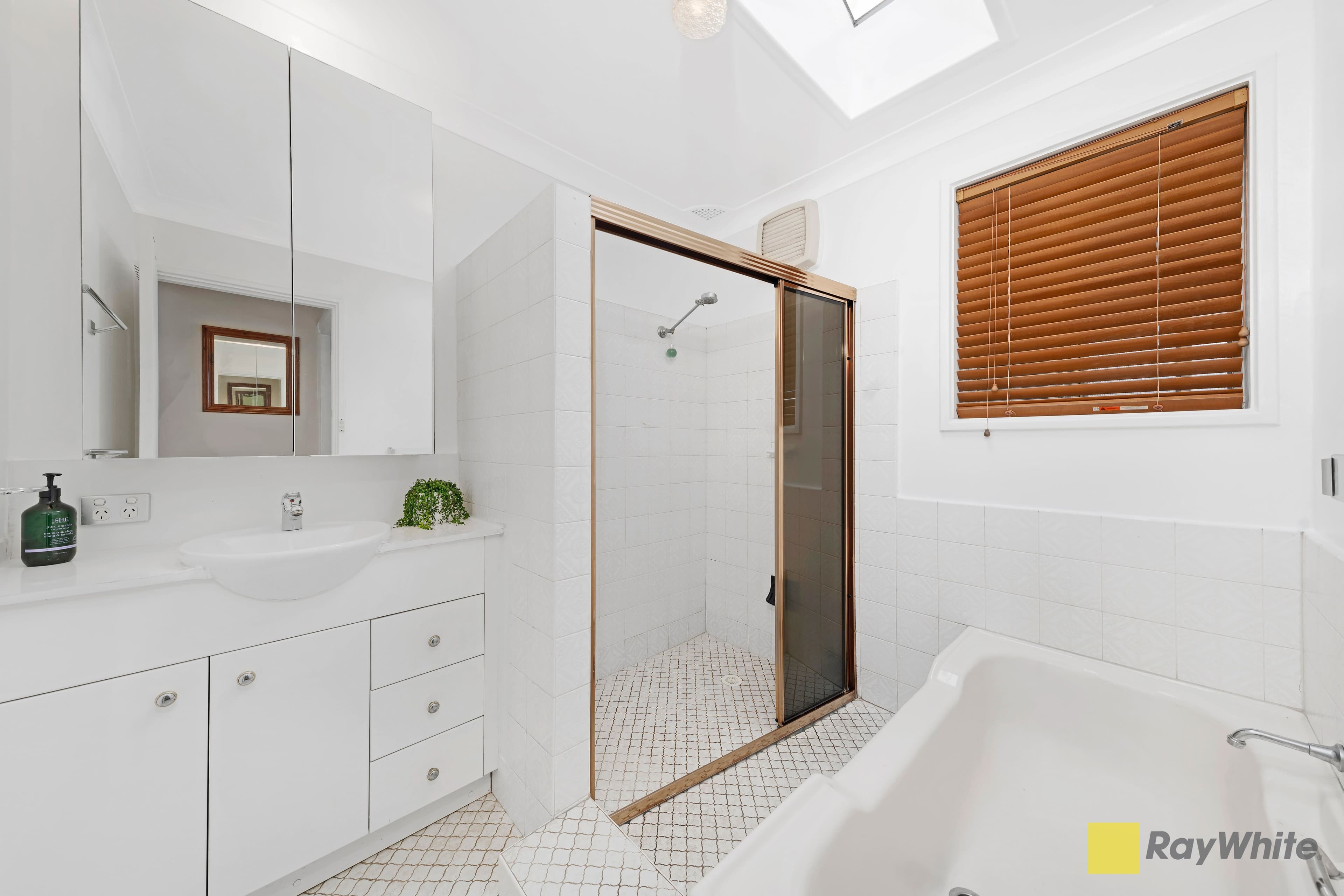 3 Beethoven Street, Seven Hills NSW 2147, Seven Hills - Thumbnail 5