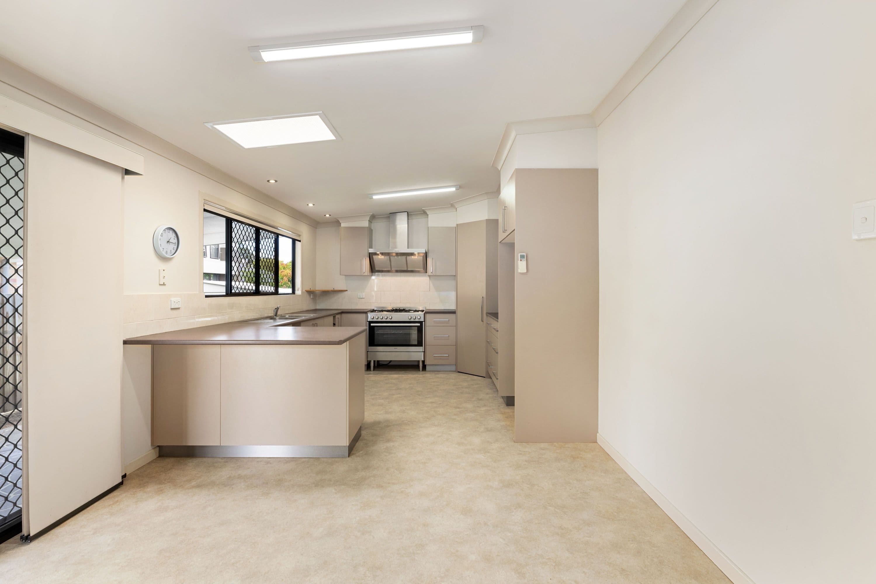 23 Landsboro Avenue, Boondall QLD 4034, Boondall - Thumbnail 3