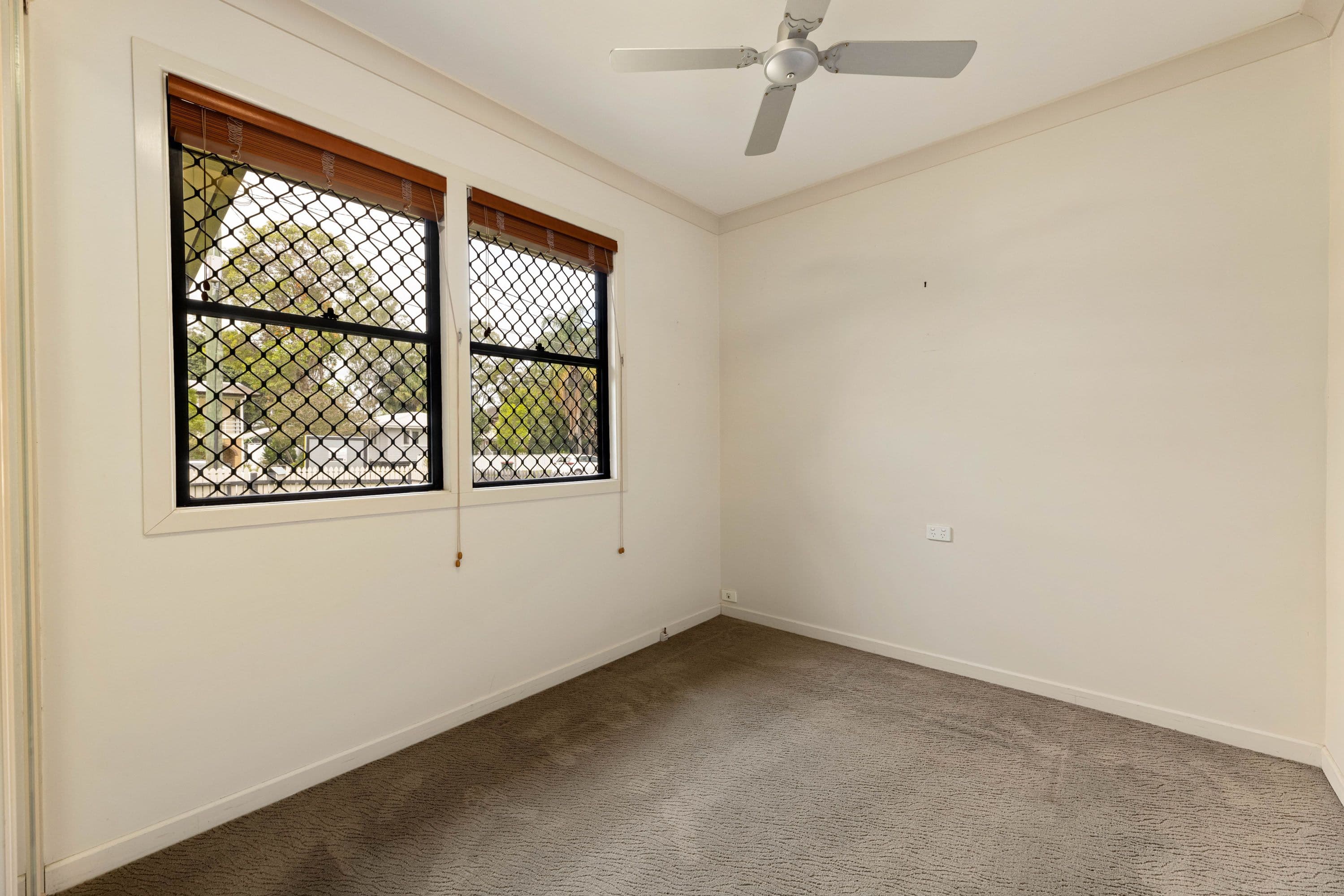 23 Landsboro Avenue, Boondall QLD 4034, Boondall - Thumbnail 8
