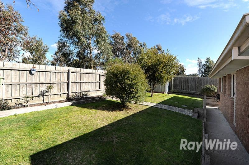 17 Melville Drive, Greensborough, Greensborough - Thumbnail 4