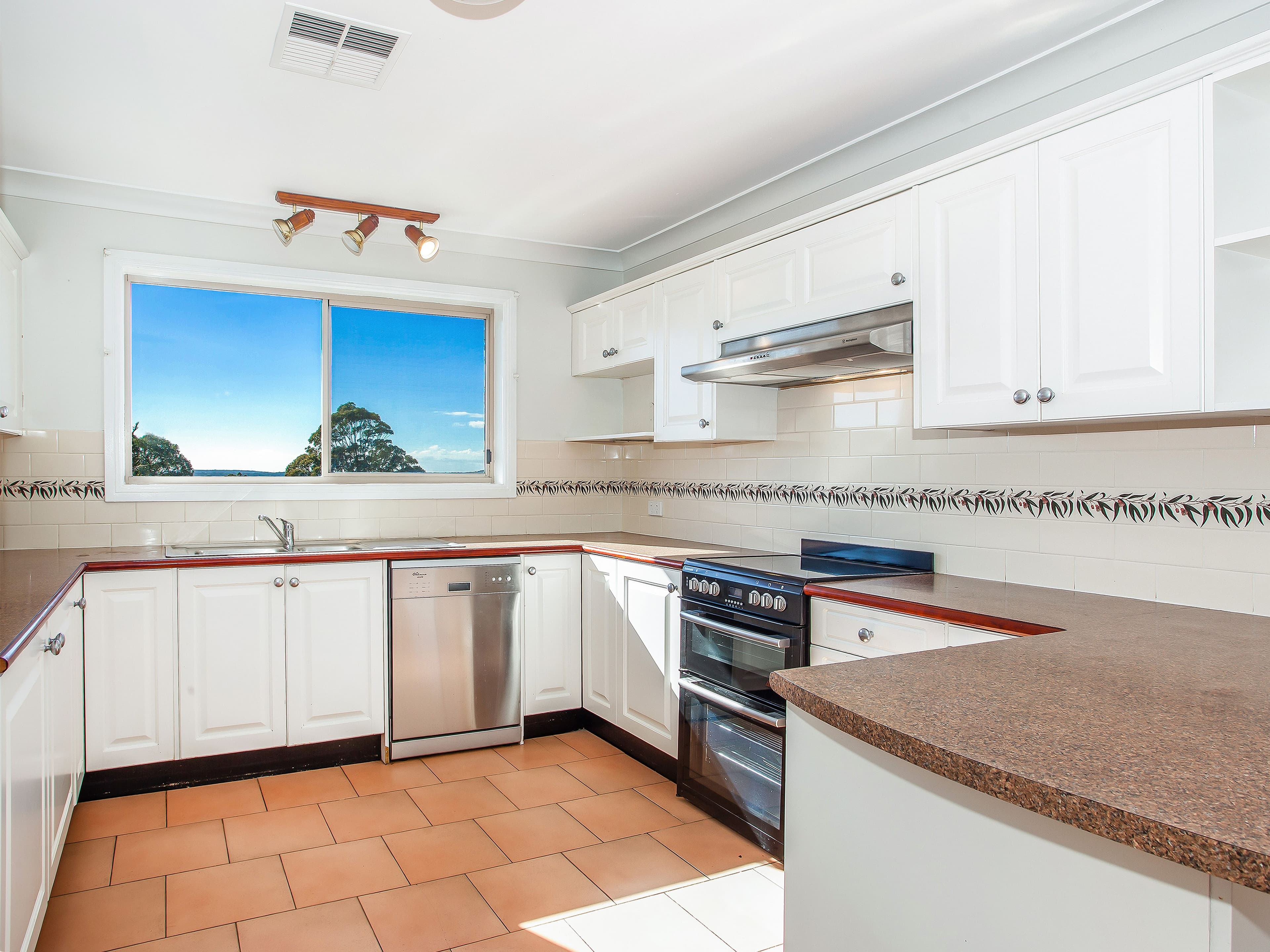 15 Harper Lane, Helensburgh - Thumbnail 5