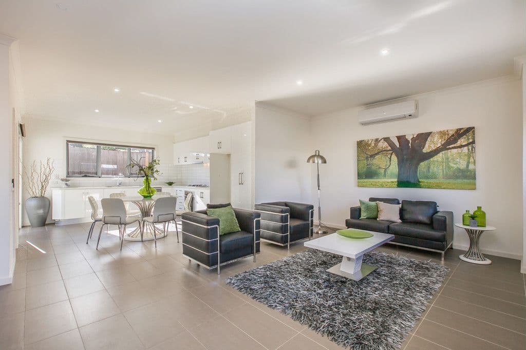 55 Yarra Avenue, Reservoir VIC 3073, Reservoir - Thumbnail 2