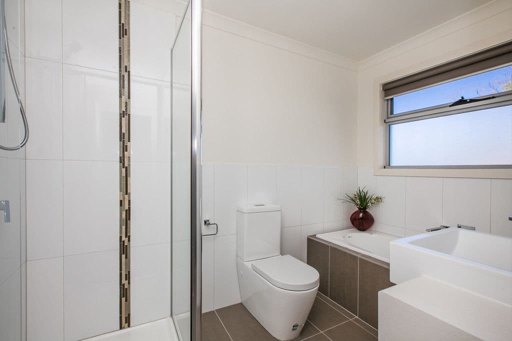 55 Yarra Avenue, Reservoir VIC 3073, Reservoir - Thumbnail 4