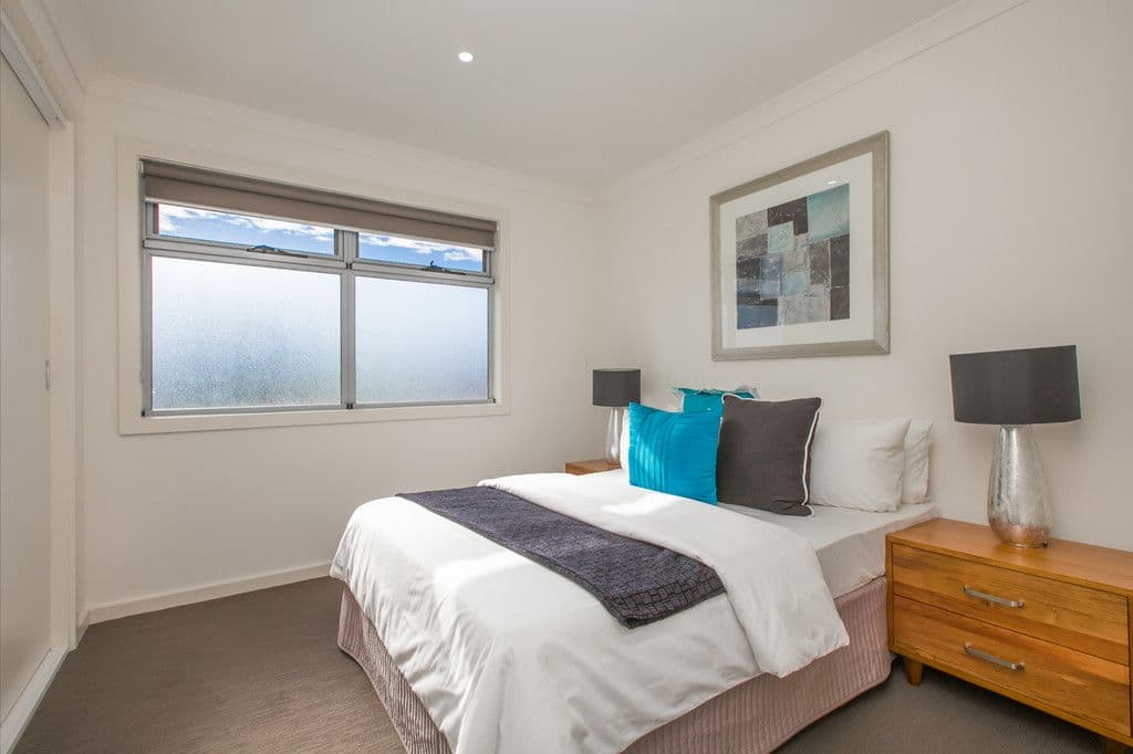 55 Yarra Avenue, Reservoir VIC 3073, Reservoir - Thumbnail 6