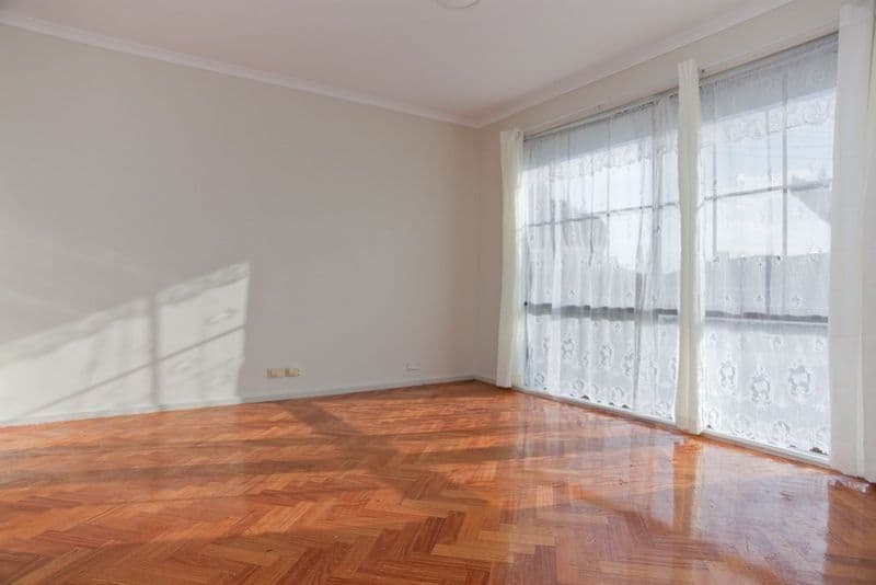 11 Hermitage Court, MEADOW HEIGHTS VIC 3048, Meadow Heights - Thumbnail 4