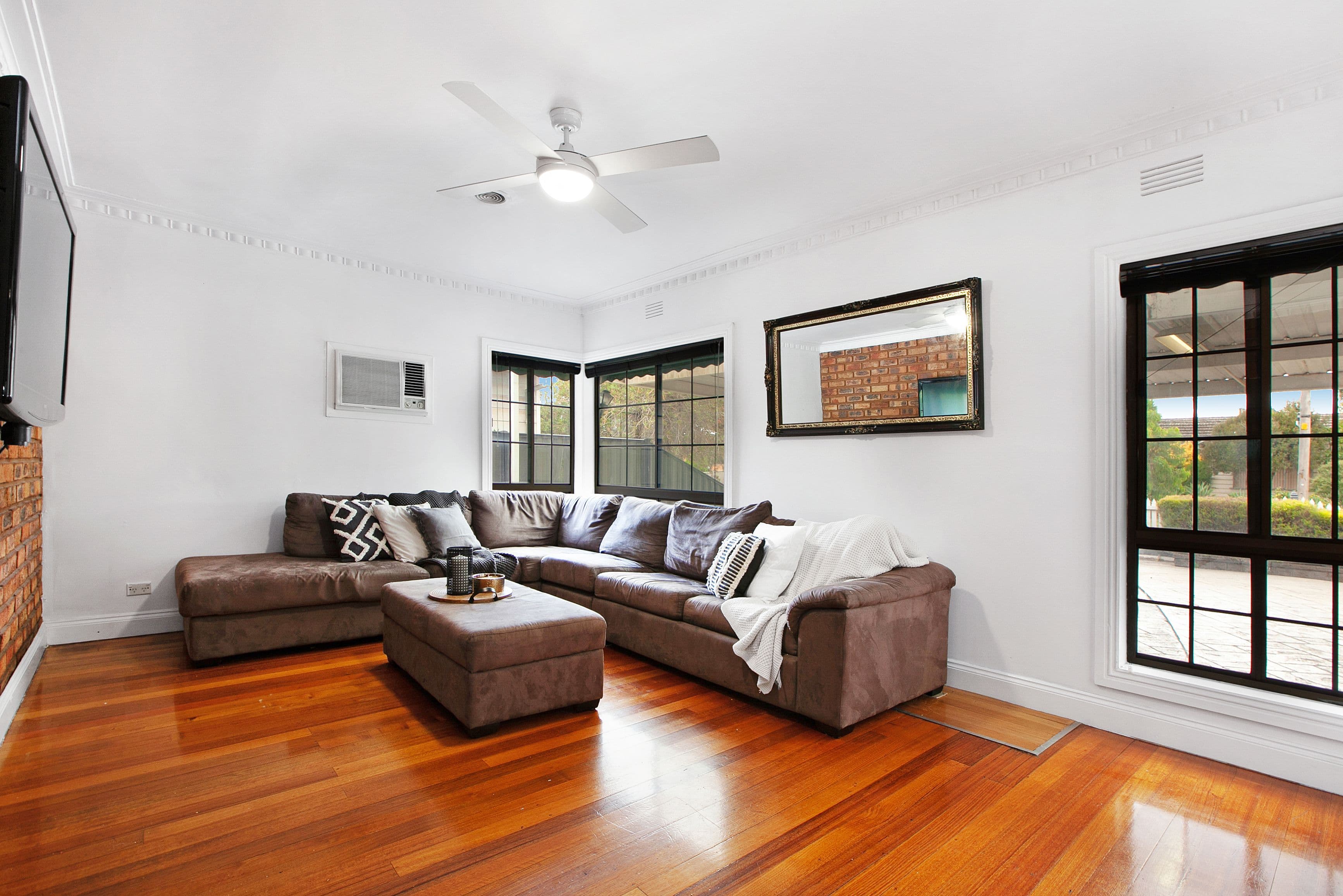 35 Locher Avenue, Reservoir VIC 3073, Reservoir - Thumbnail 5